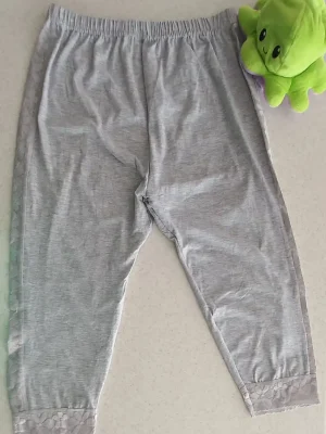 شلوارک نخی زنانه کد ۱۳۰۲7