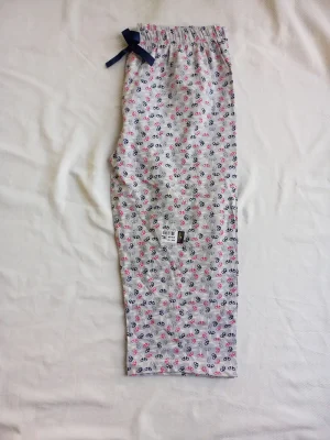 شلوارک نخی زنانه کد ۱۳۰30