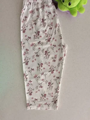 شلوارک نخی زنانه کد ۱۳۰۲9