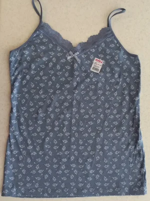 تاپ زنانه نخی بند باریک کد ۶۵۰۲9