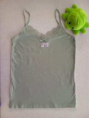 تاپ زنانه نخی بند باریک کد ۶۵۰30